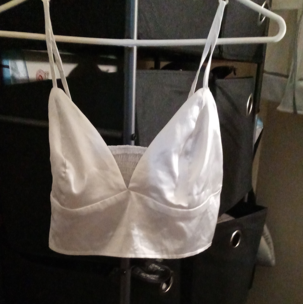 Shein slik half tang-top
